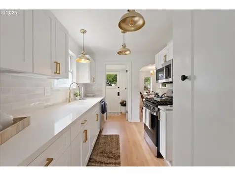 5545 N Wilbur Avenue Portland OR 97217