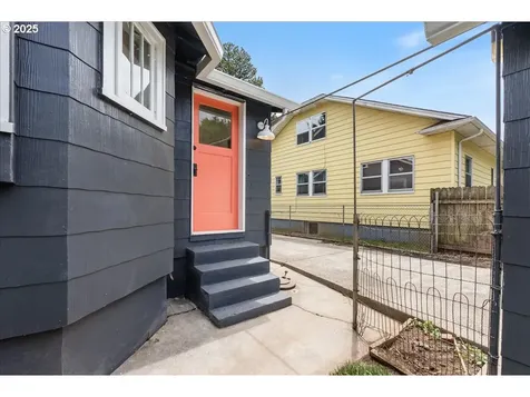5545 N Wilbur Avenue Portland OR 97217