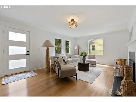 5545 N Wilbur Avenue Portland OR 97217