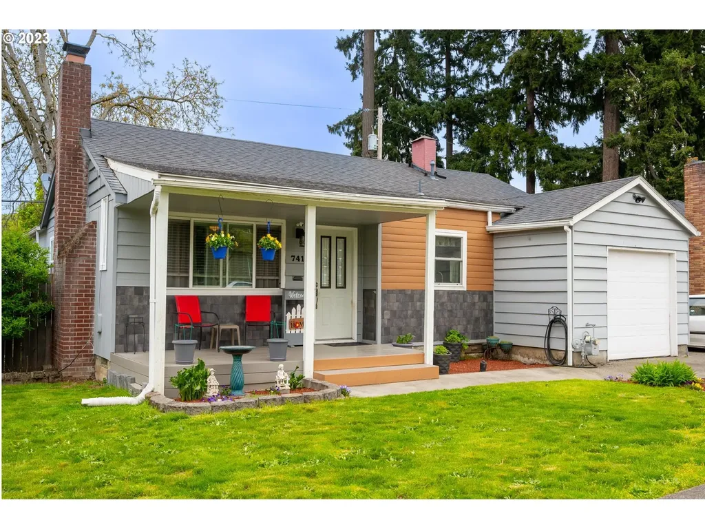 7411 N Bank Street Portland OR 97203