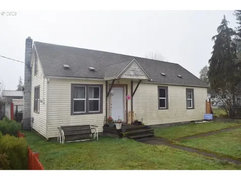 1056 Pioneer Street Philomath OR 97370