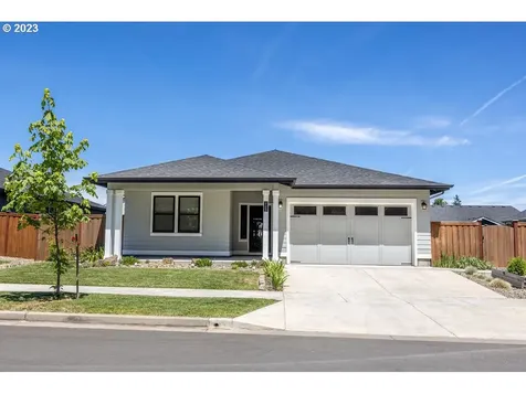 743 Argon Avenue Eugene OR 97404