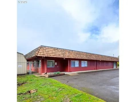 1800 Ne Highway 99w Mcminnville OR 97128