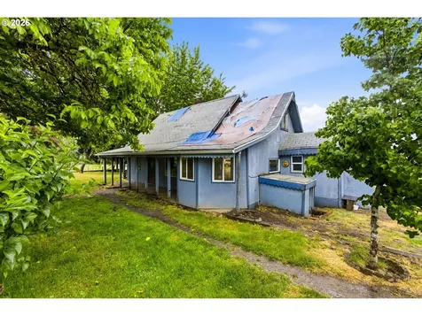 1715 Cascade Drive Lebanon OR 97355