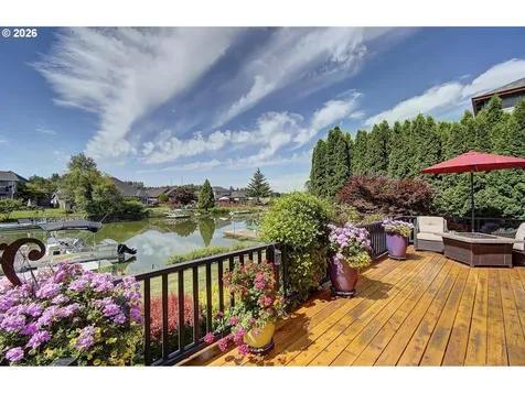 22002 NE Lachenview Lane Fairview OR 97024