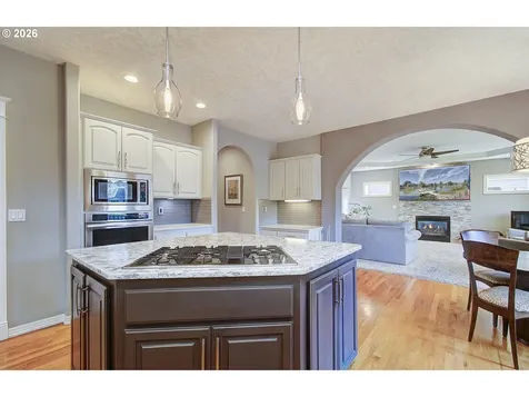 22002 NE Lachenview Lane Fairview OR 97024