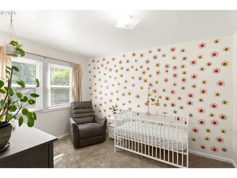 1023 S Water Street Silverton OR 97381