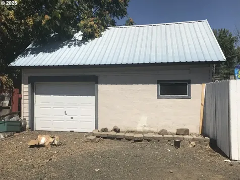 615 SW Court Avenue Pendleton OR 97801