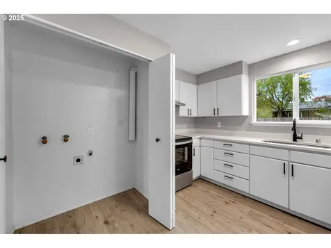 712 NW 84th Street Vancouver WA 98665