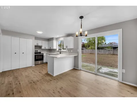 712 NW 84th Street Vancouver WA 98665