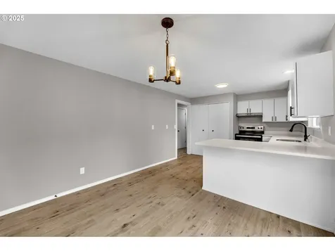 712 NW 84th Street Vancouver WA 98665