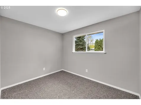 712 NW 84th Street Vancouver WA 98665