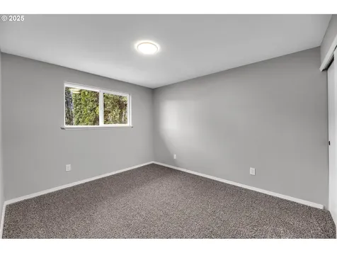 712 NW 84th Street Vancouver WA 98665