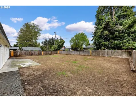 712 NW 84th Street Vancouver WA 98665