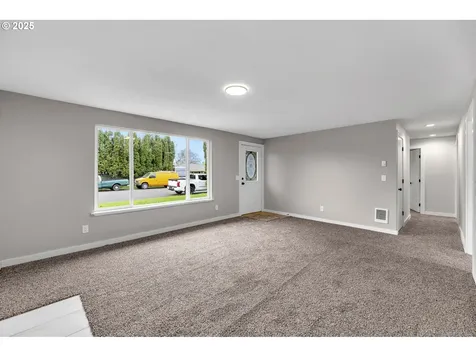 712 NW 84th Street Vancouver WA 98665
