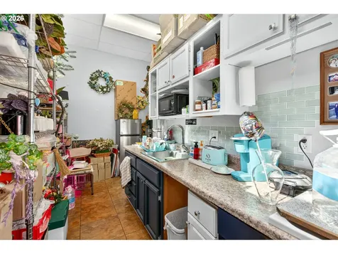 1647 NE Market Drive Fairview OR 97024