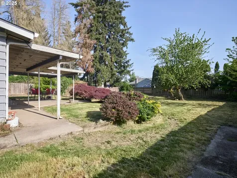 201 NW 107th Street Vancouver WA 98685