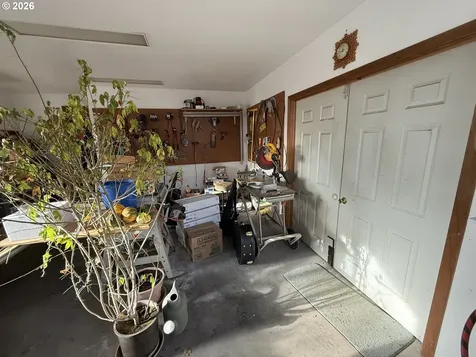 110 S Mike Road Tygh Valley OR 97063