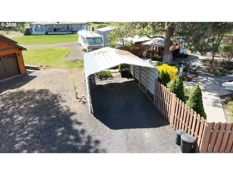 110 S Mike Road Tygh Valley OR 97063