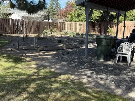 110 S Mike Road Tygh Valley OR 97063