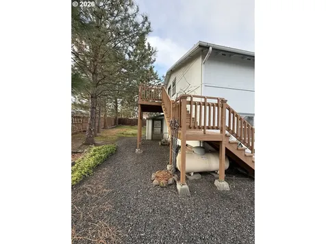 110 S Mike Road Tygh Valley OR 97063
