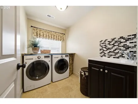 12930 NW Tigon Lane Portland OR 97229