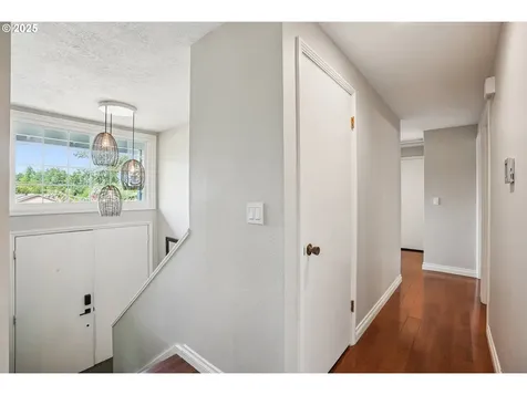 8440 SW 70th Place Portland OR 97223