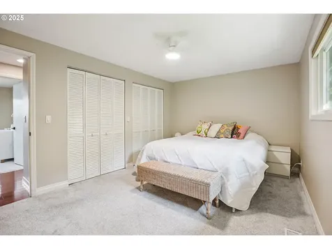 8440 SW 70th Place Portland OR 97223