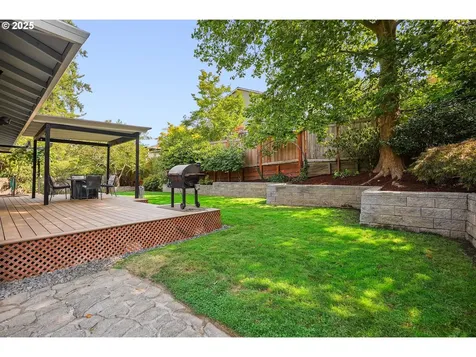 8440 SW 70th Place Portland OR 97223