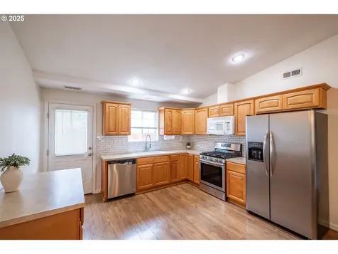 1408 47th Avenue Sweet Home OR 97386