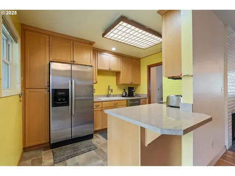2707 NE 123rd Avenue Portland OR 97230