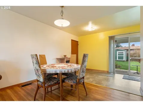2707 NE 123rd Avenue Portland OR 97230
