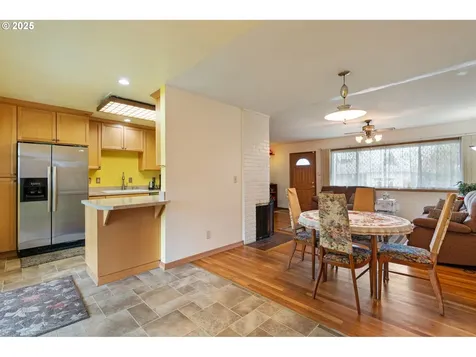 2707 NE 123rd Avenue Portland OR 97230