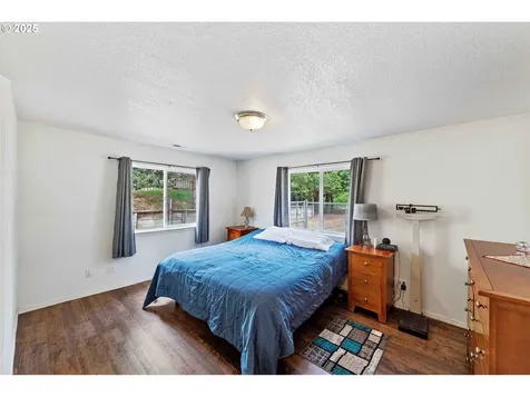 2614 Montana Street North Bend OR 97459