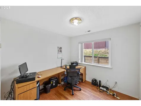 2614 Montana Street North Bend OR 97459