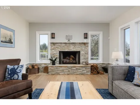 6905 NE Highland Road Otis OR 97368