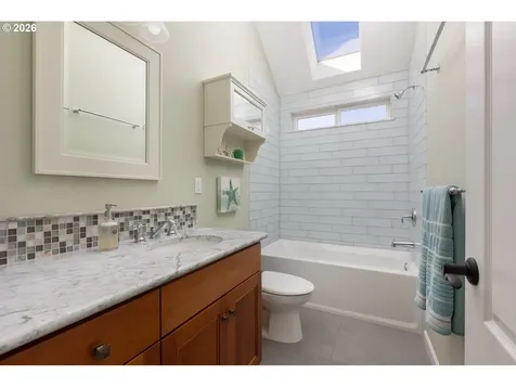 6905 NE Highland Road Otis OR 97368