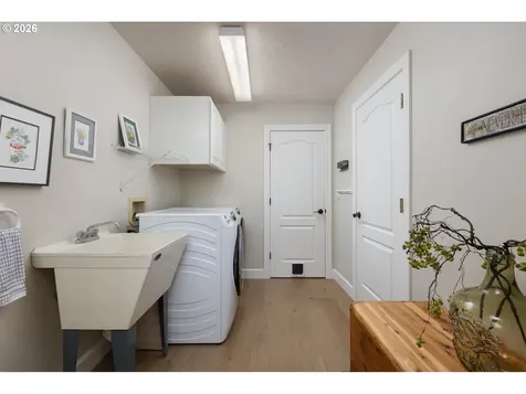 6905 NE Highland Road Otis OR 97368