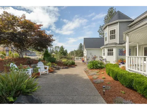 6905 NE Highland Road Otis OR 97368