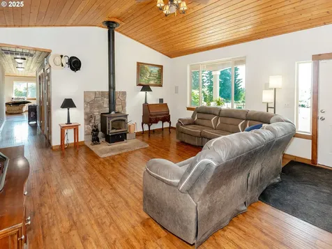 9019 NE Winters Road Camas WA 98607