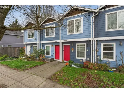 6689 N Columbia Way Portland OR 97203