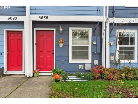 6689 N Columbia Way Portland OR 97203