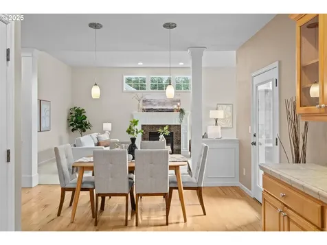 11231 SW 27th Avenue Portland OR 97219