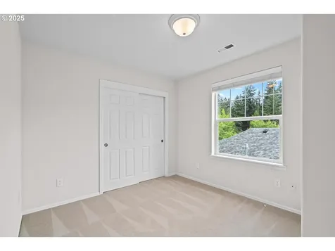 11231 SW 27th Avenue Portland OR 97219