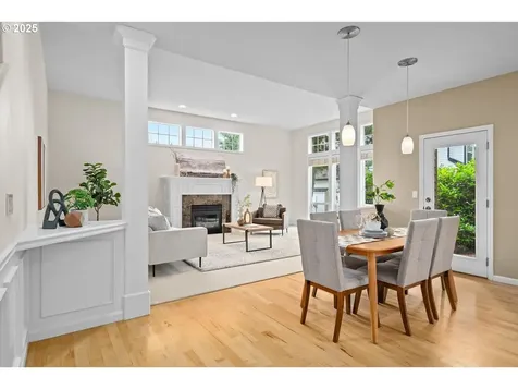 11231 SW 27th Avenue Portland OR 97219