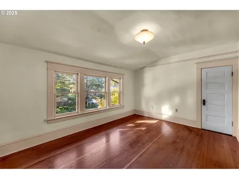 7630 NE Rodney Avenue Portland OR 97211