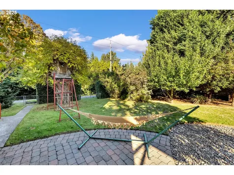 7630 NE Rodney Avenue Portland OR 97211