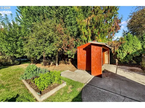 7630 NE Rodney Avenue Portland OR 97211