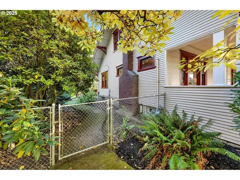 7630 NE Rodney Avenue Portland OR 97211
