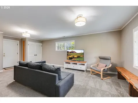 4815 SW 38th Place Portland OR 97221